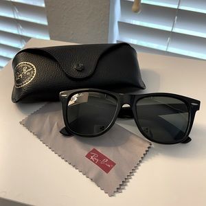 Ray Ban Wayfarer Sunglasses (OVERSIZED)